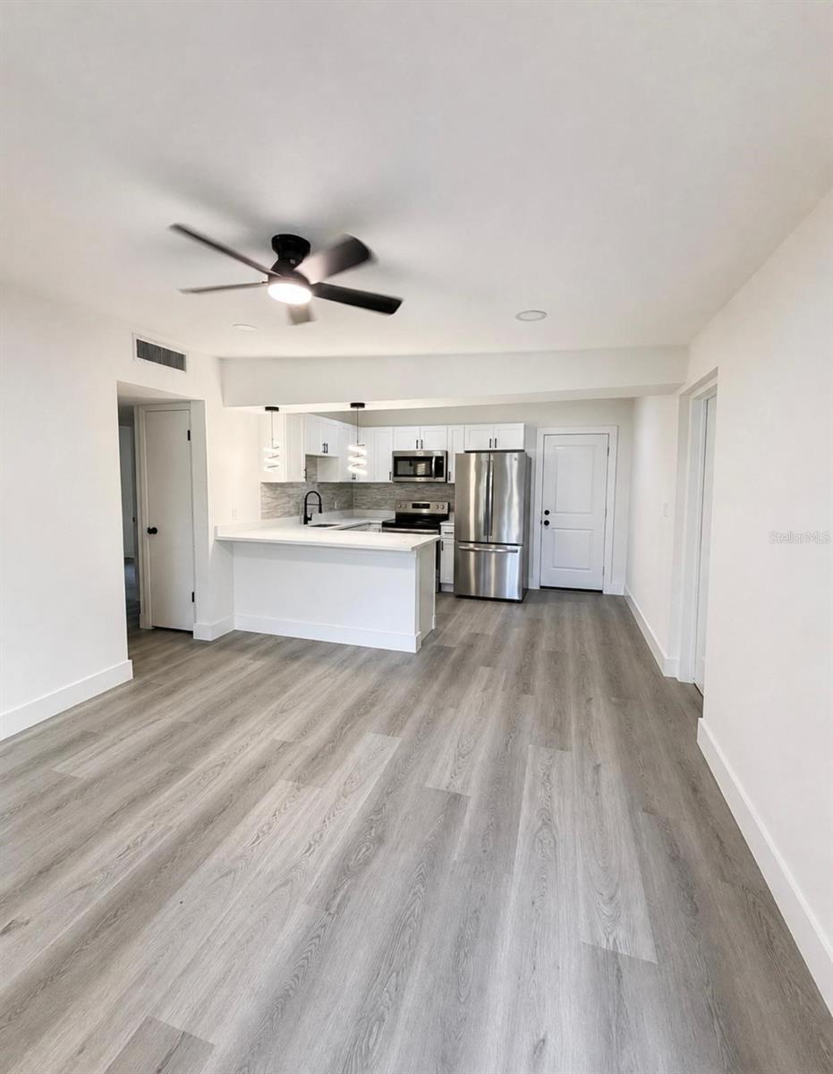 4th image of 101 Club Rd, Sanford, FL 32771 | MLS# O6434478
