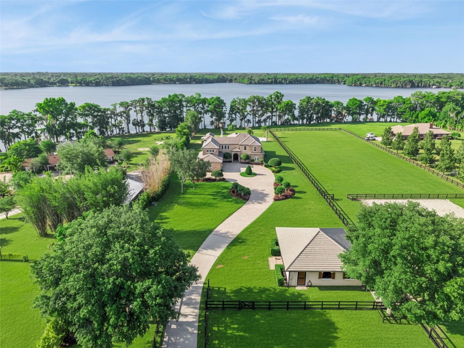 2nd image of 746 Lake Mills Rd, Oviedo, FL 32766 | MLS# O6434531