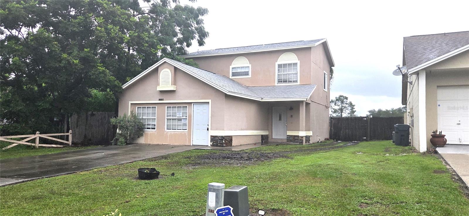 1st image of 749 Schoolhouse Rd, Lakeland, FL 33813 | MLS# L4964388