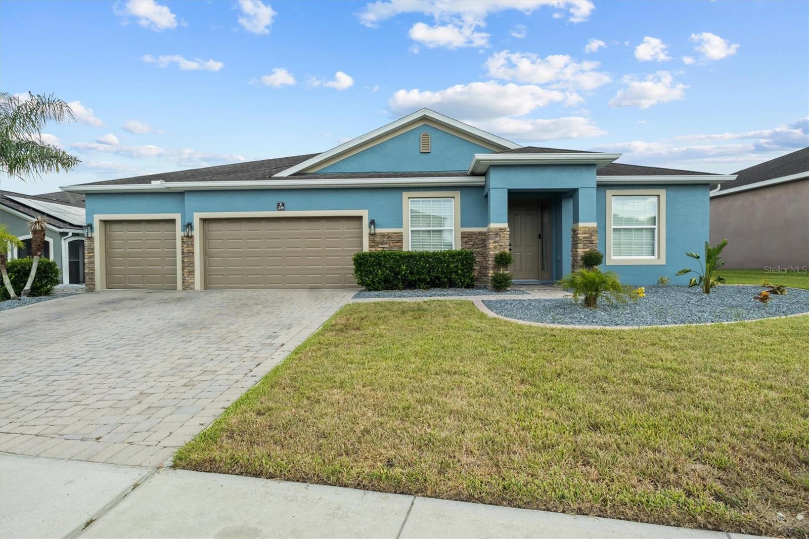 1st image of 230 Broad St, Winter Haven, FL 33881 | MLS# P4939630