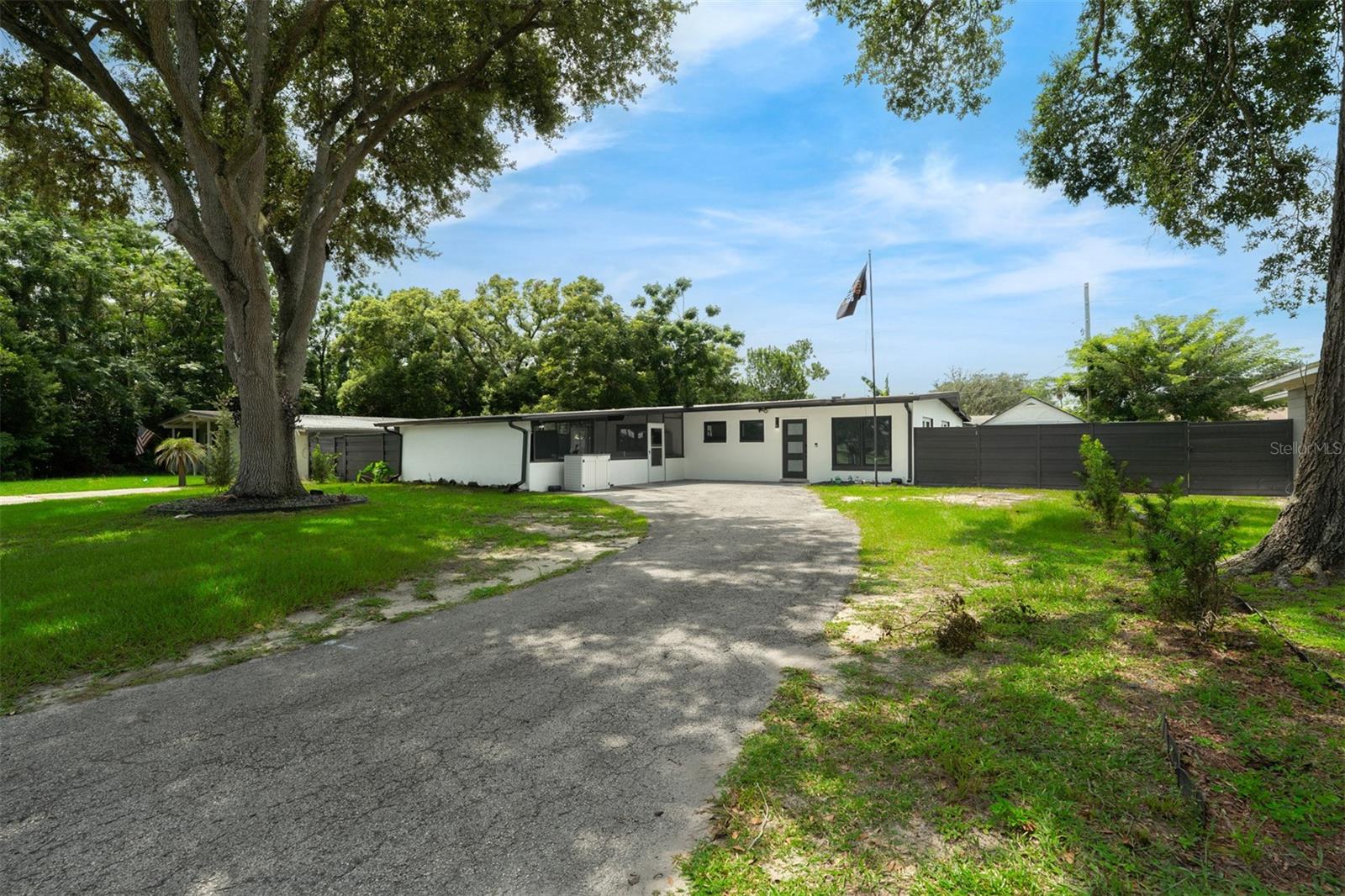 3rd image of 2313 Knoll St, Winter Park, FL 32792 | MLS# O6434684