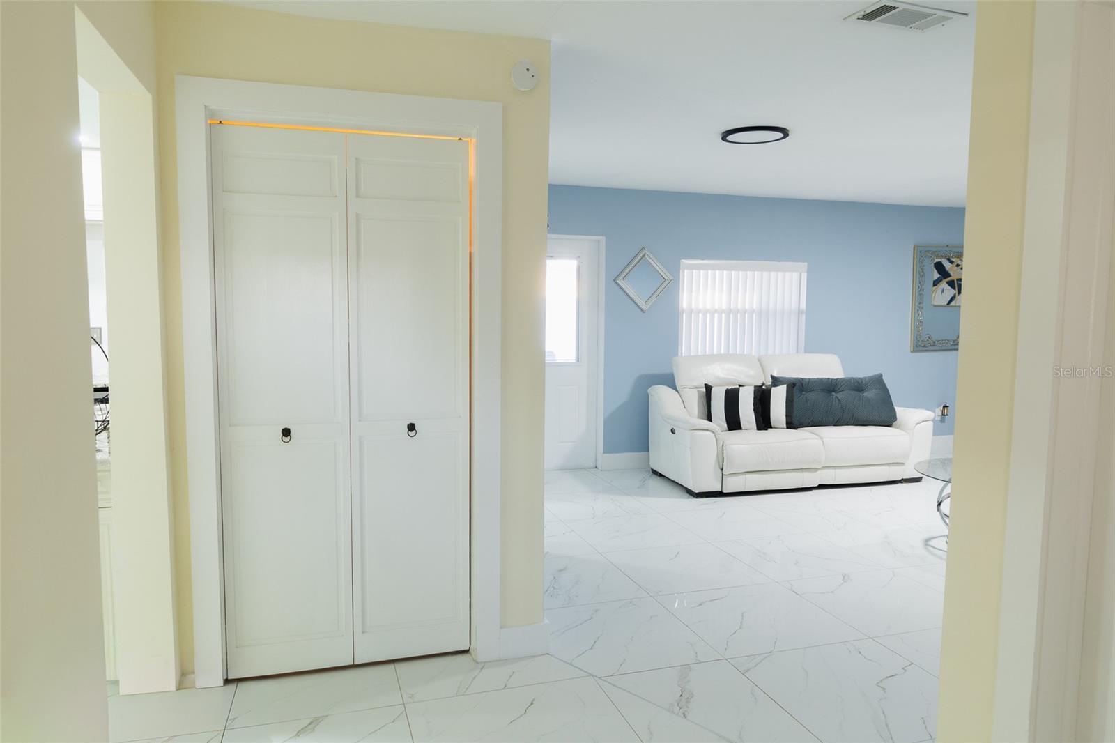 3rd image of 4710 Shale Pl, Tampa, FL 33615 | MLS# TB8540181