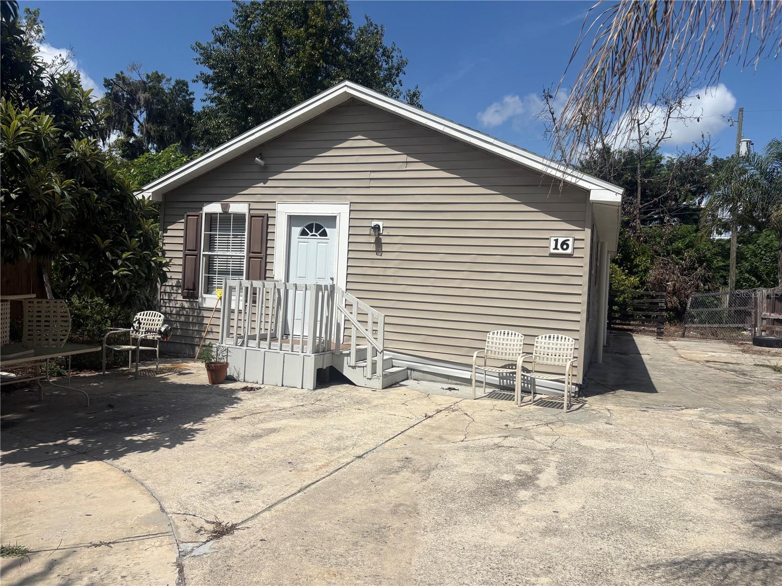 1st image of 16 N Christiana Ave, Apopka, FL 32703 | MLS# G5116640
