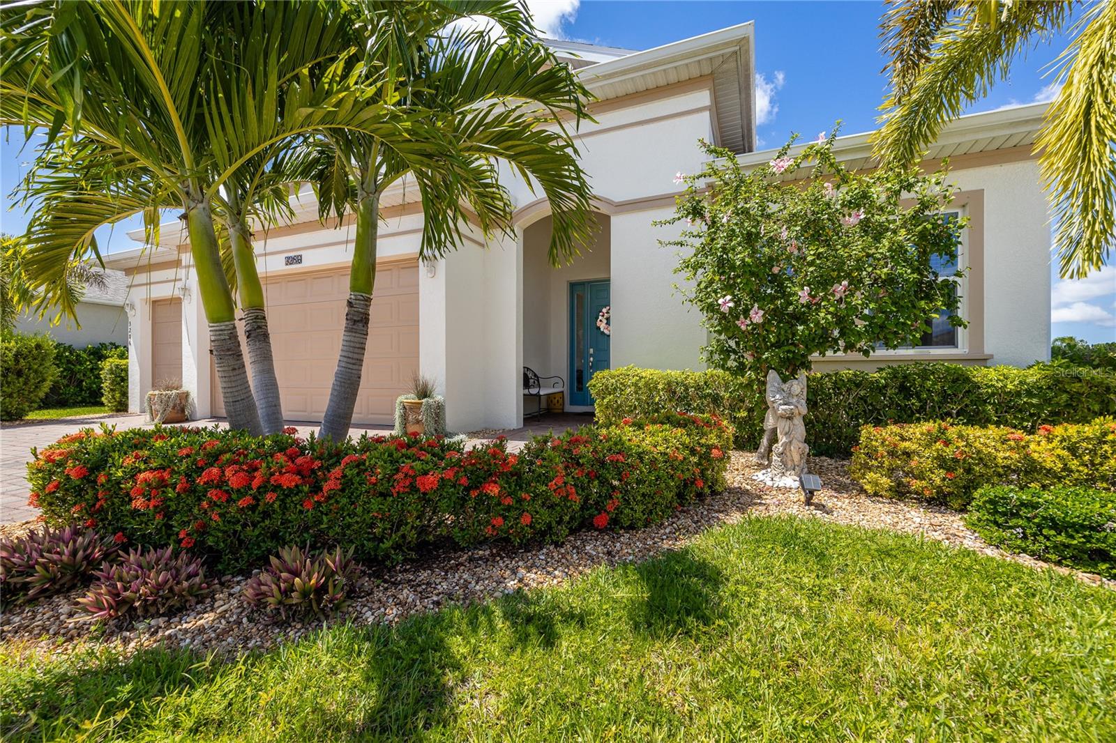 5th image of 3286 Baravaldo Cir, Cape Coral, FL 33909 | MLS# A4703431