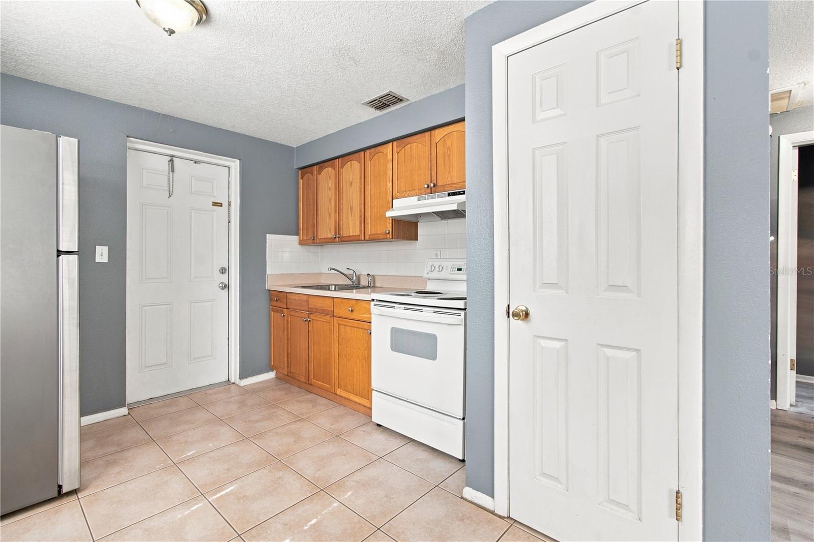 2nd image of 5450 & 5452 Lisa Cir, Zephyrhills, FL 33542 | MLS# TB8540404