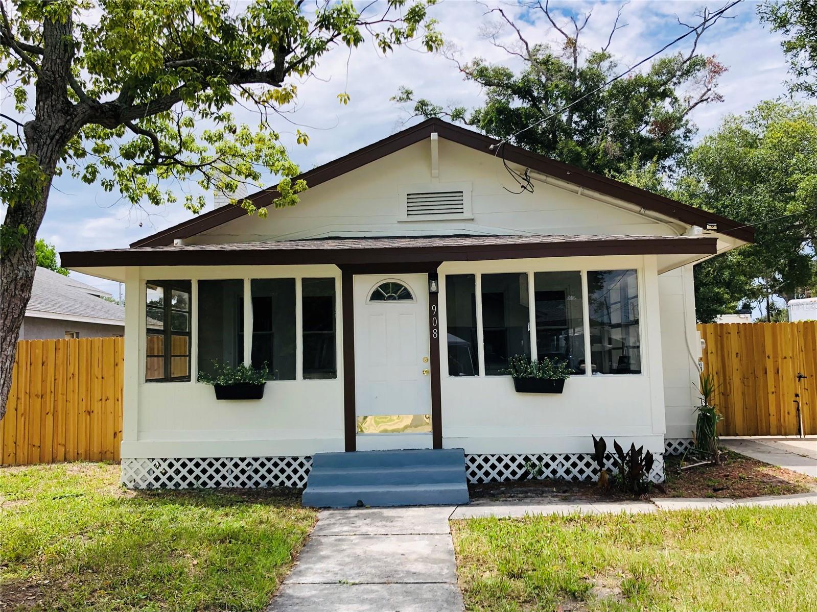 1st image of 908 Vine Ave, Clearwater, FL 33755 | MLS# TB8540434