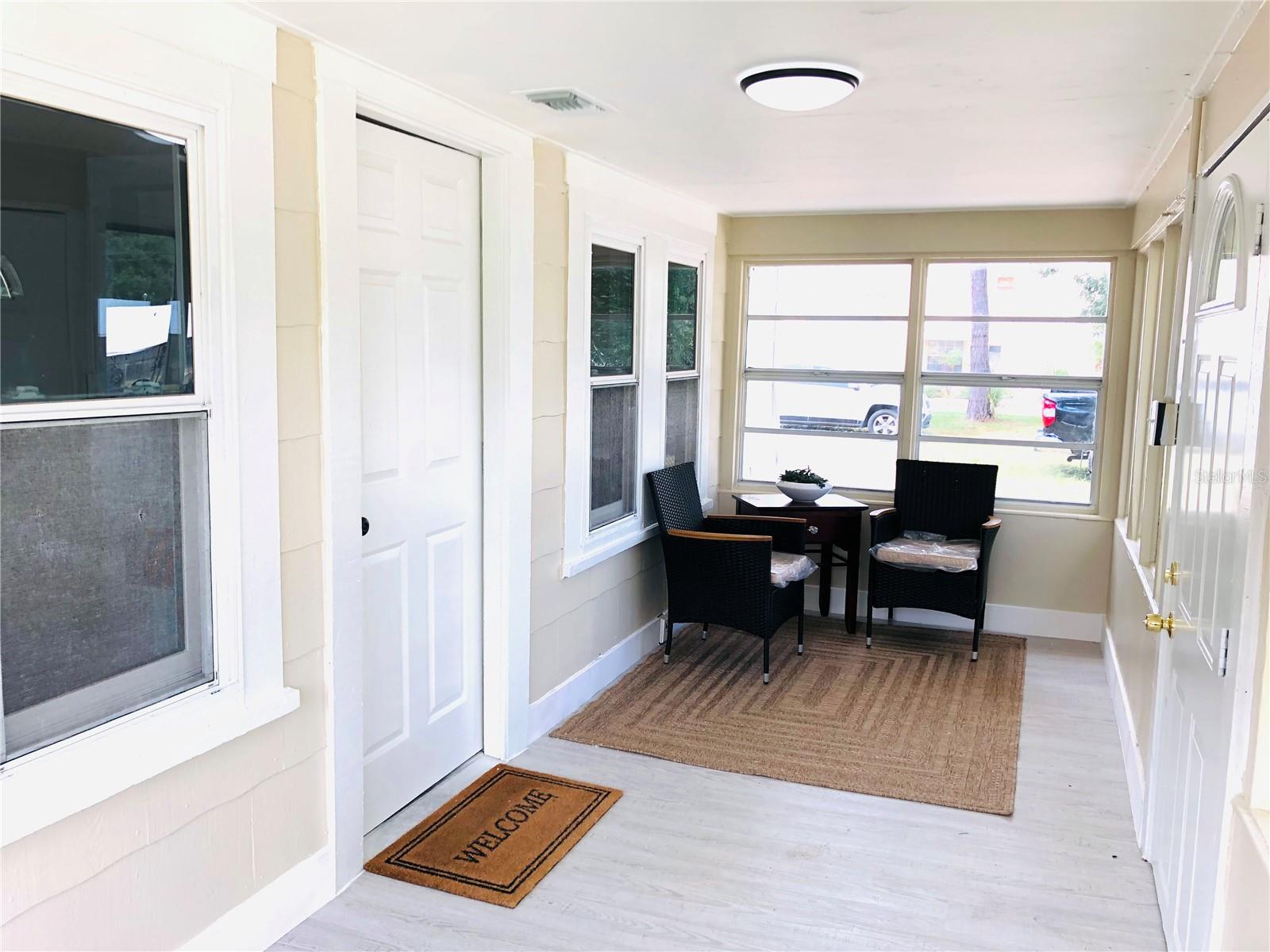 5th image of 908 Vine Ave, Clearwater, FL 33755 | MLS# TB8540434