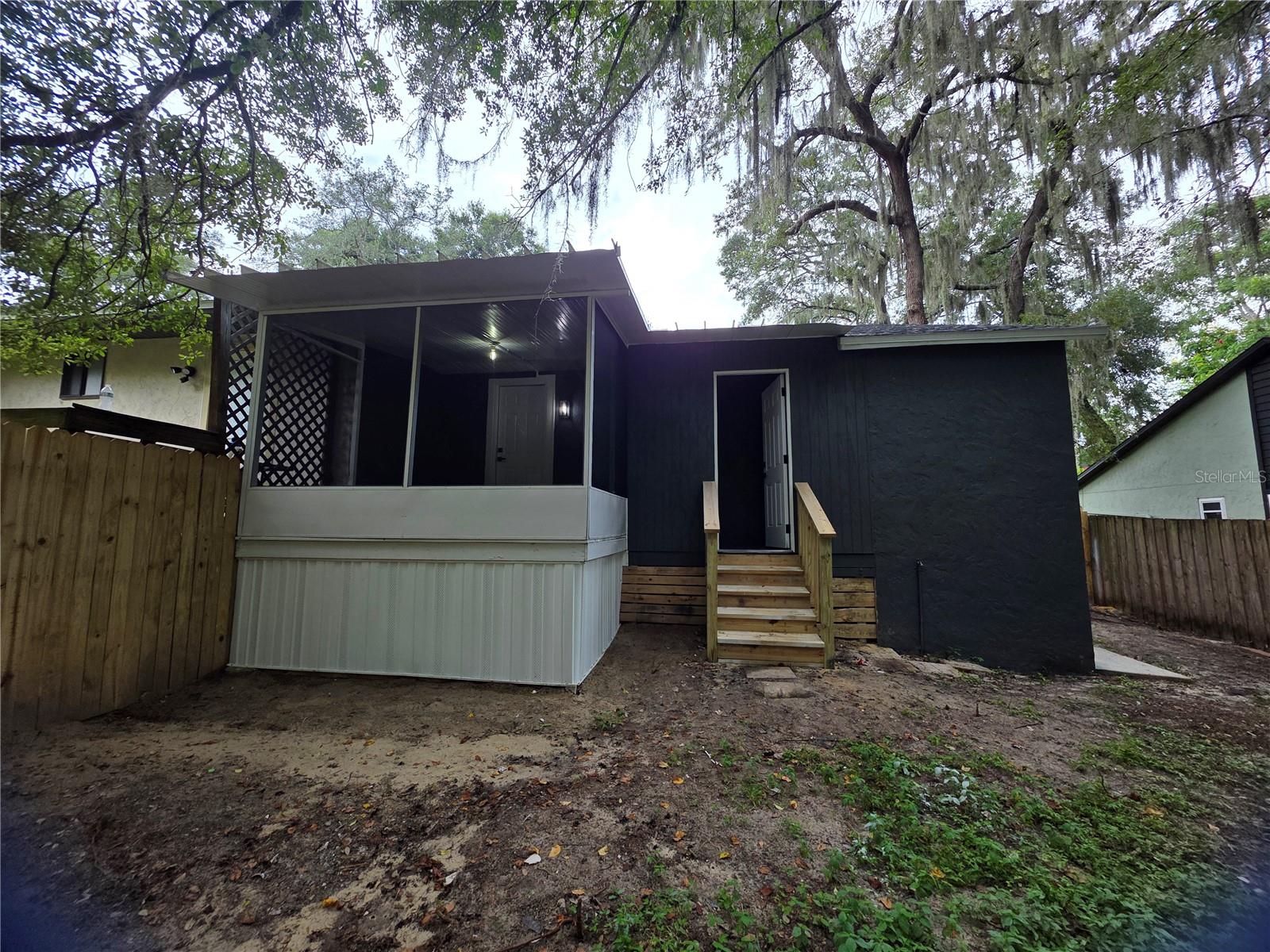 53rd image of 1422 Plymouth Ave, Mount Dora, FL 32757 | MLS# O6434950