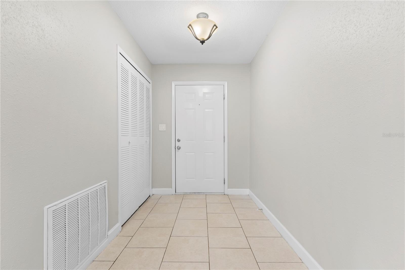 3rd image of 1723 Canterbury Cir, Casselberry, FL 32707 | MLS# O6435061