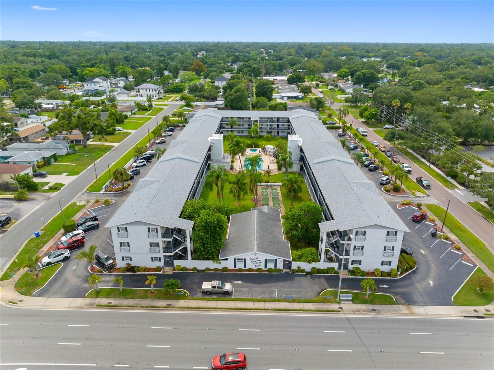3rd image of 4050 4Th St N #104, St Petersburg, FL 33703 | MLS# TB8540661