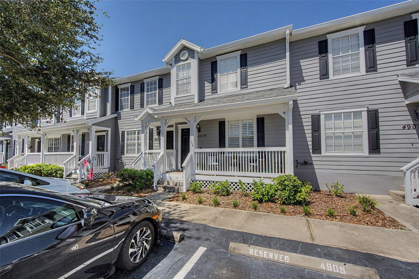 2nd image of 4909 Elizabeth Anne Cir, Tampa, FL 33616 | MLS# TB8540697