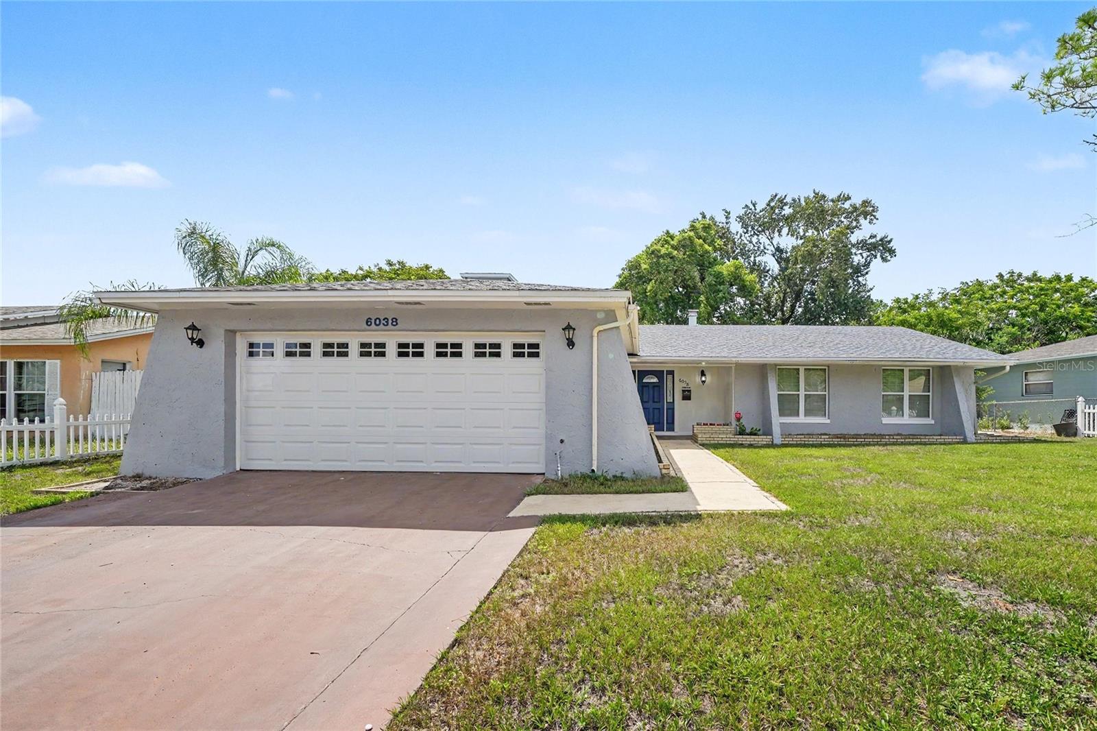 2nd image of 6038 Wedgewood Cir, Orlando, FL 32808 | MLS# S5155981