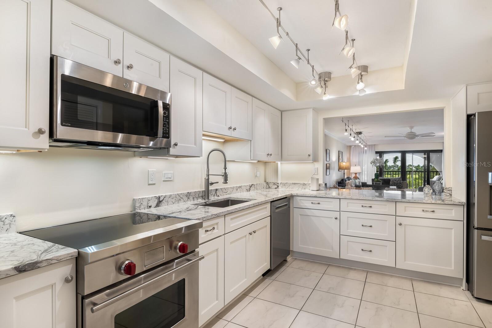 3rd image of 950 Palm Ave #304, Boca Grande, FL 33921 | MLS# D6148489