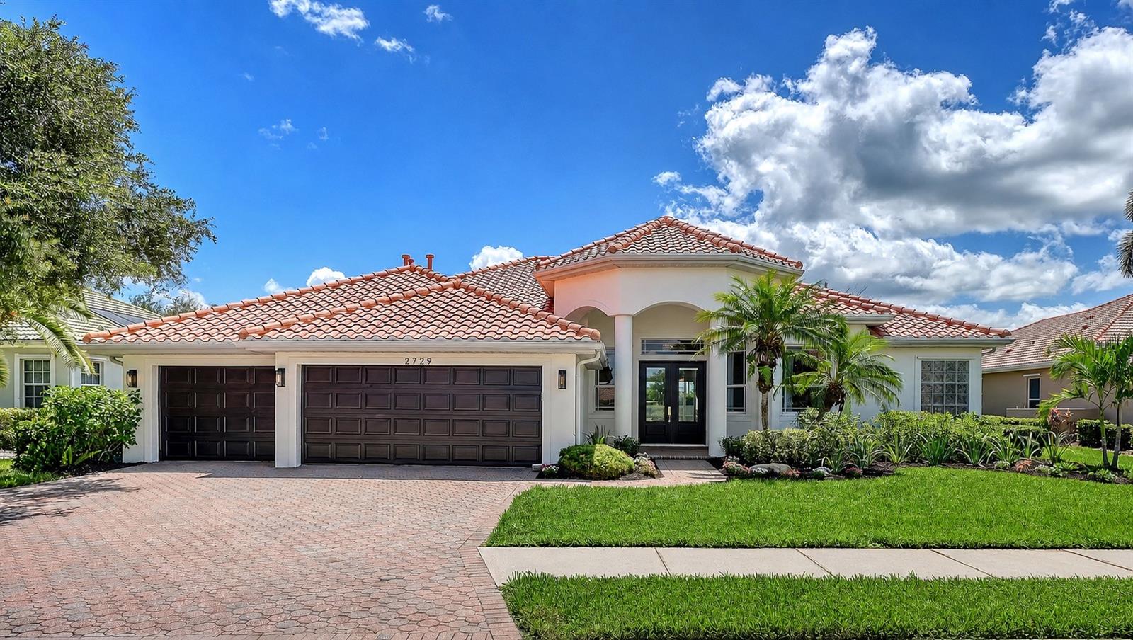 1st image of 2729 Harvest Dr, Sarasota, FL 34240 | MLS# A4703580