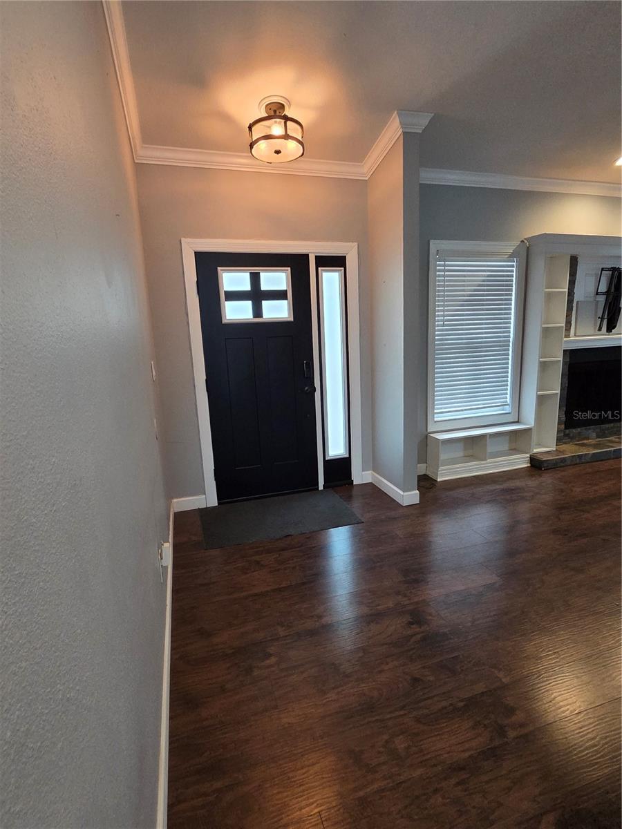 3rd image of 1033 Rosetree Ln, Tarpon Springs, FL 34689 | MLS# W7888784