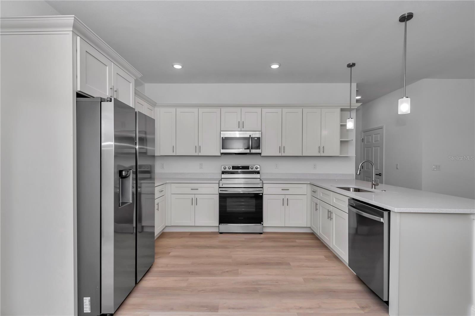 2nd image of 16503 Sw 31st Ter, Ocala, FL 34473 | MLS# OM730804