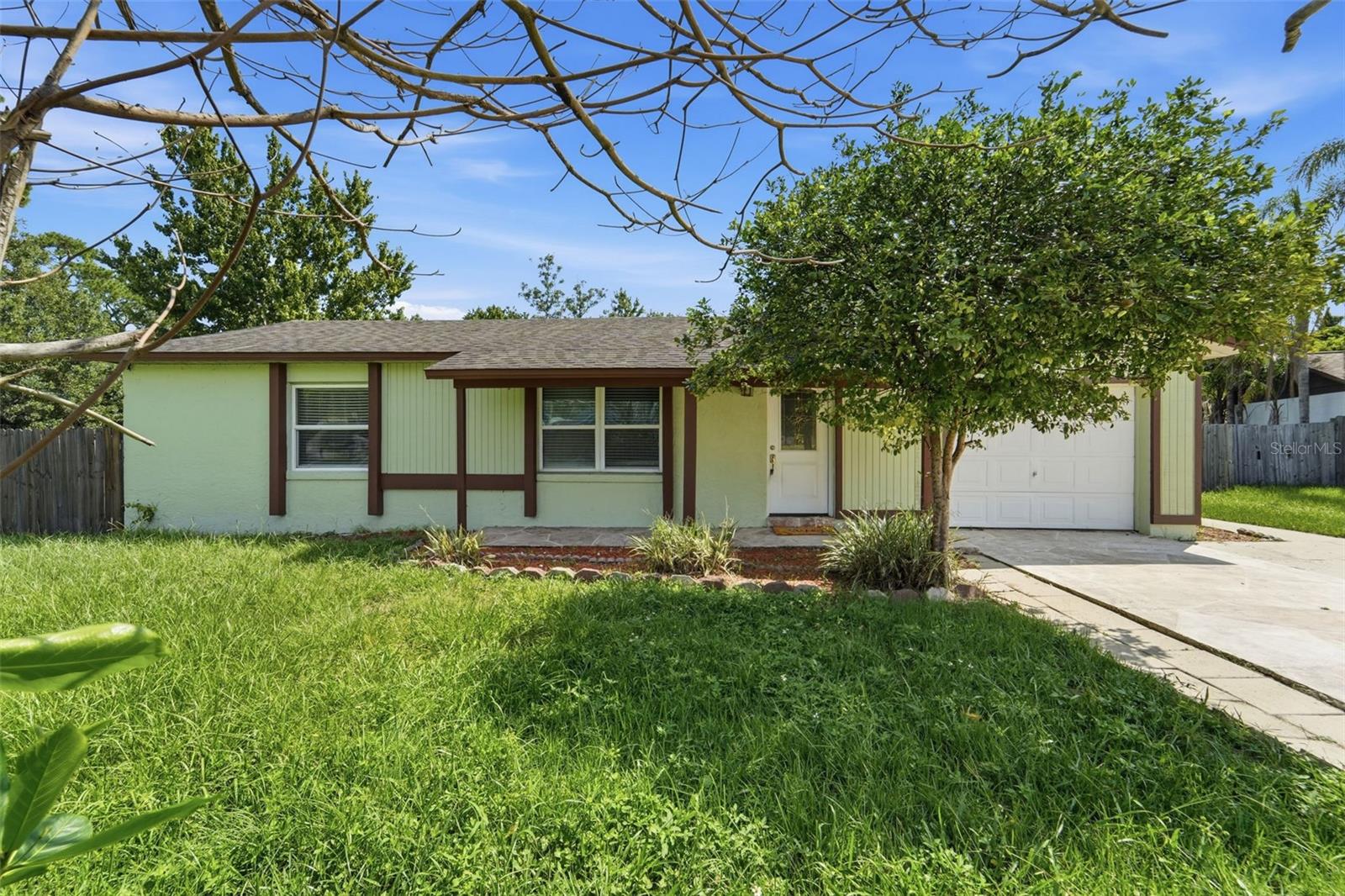3rd image of 127 Borada Rd, Sanford, FL 32773 | MLS# V4950856