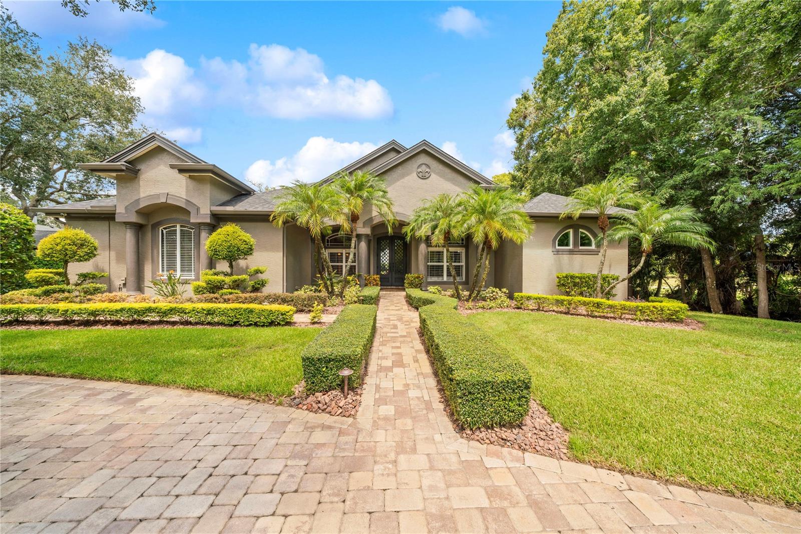 2nd image of 2805 Berwick Dr, Tarpon Springs, FL 34688 | MLS# TB8541045