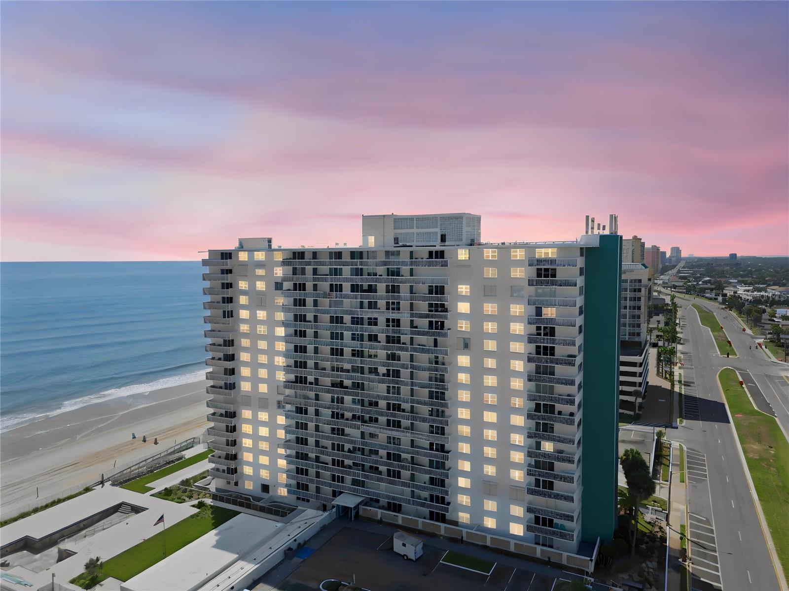 2nd image of 2800 N Atlantic Ave, DAYTONA BEACH, FL 32118
