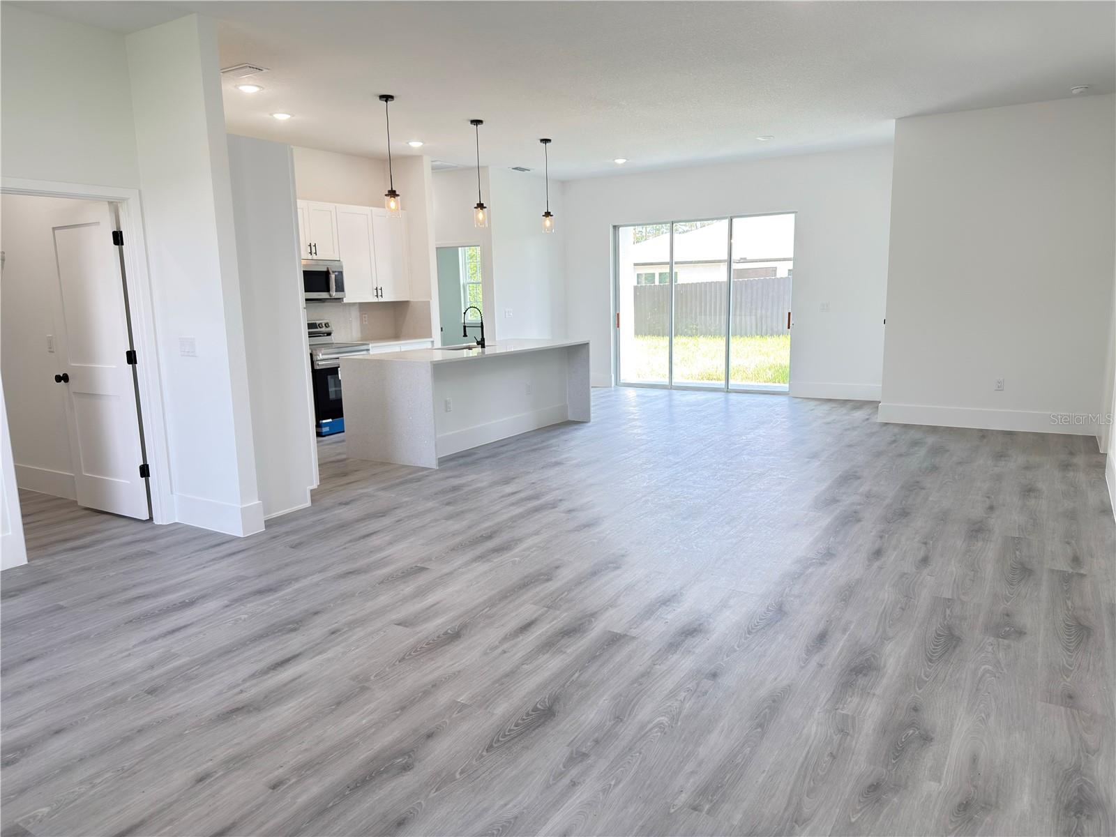 Photo 3 of Single family home for sale at 16827 Southwest 41st Ave Rd, Ocala, FL 34473 | MLS# O6435543 | Listing updated on 2026-09-02