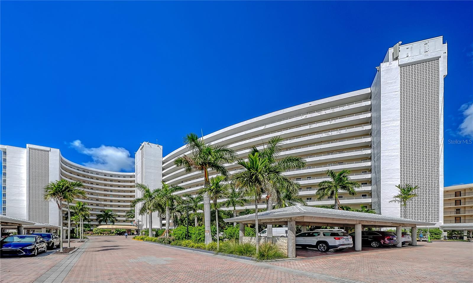 Photo 2 of Condo for sale at 6300 Midnight Pass Rd #809, Sarasota, FL 34242 | MLS# A4703664 | Listing updated on 2026-09-02