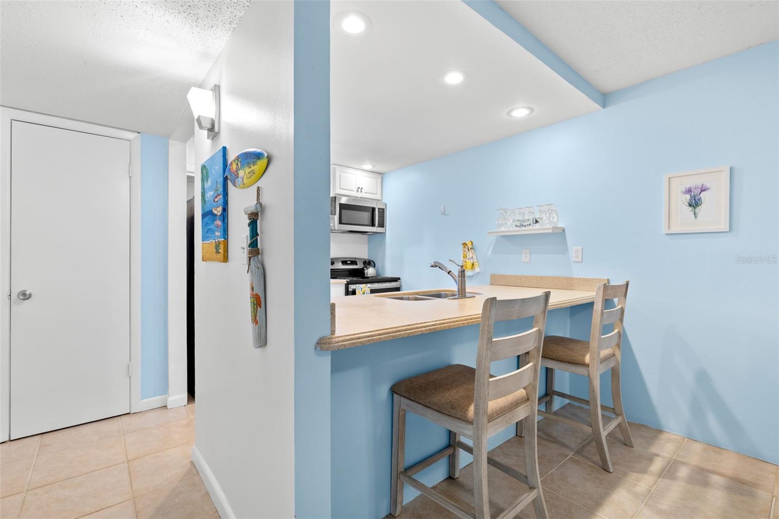 4th image of 12760 Indian Rocks Rd #107, Largo, FL 33774 | MLS# TB8541151