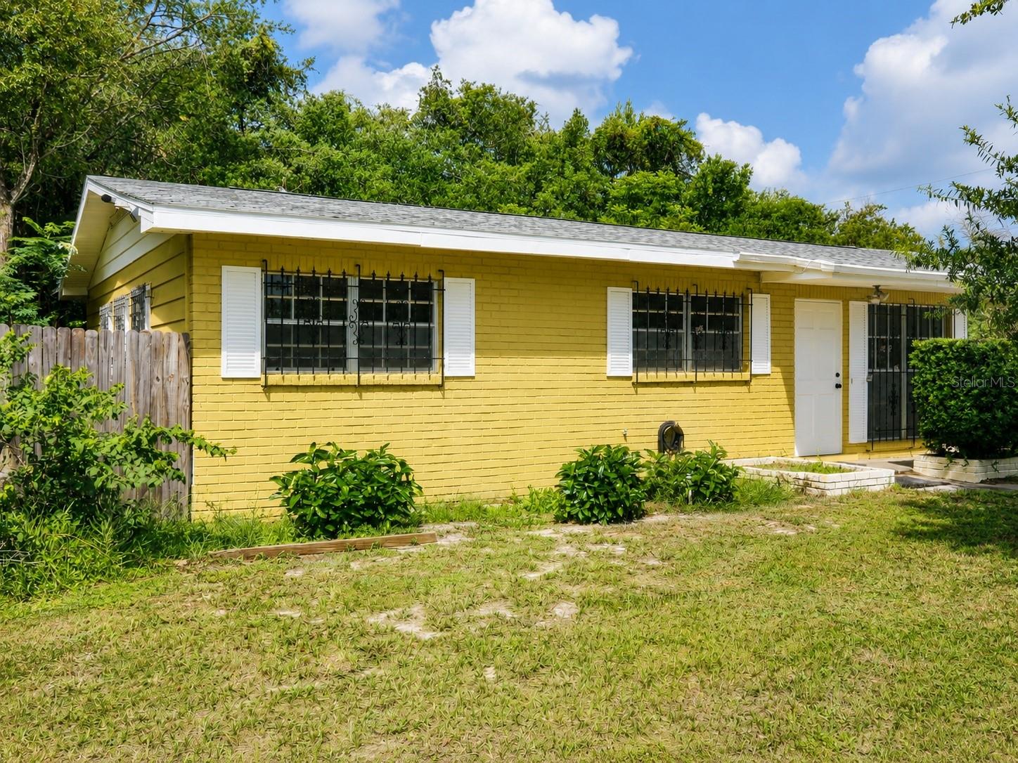 2nd image of 1522 Tilsen Dr, Tampa, FL 33612 | MLS# TB8541175