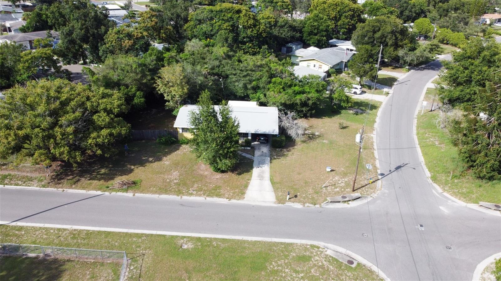 23rd image of 1522 Tilsen Dr, Tampa, FL 33612 | MLS# TB8541175