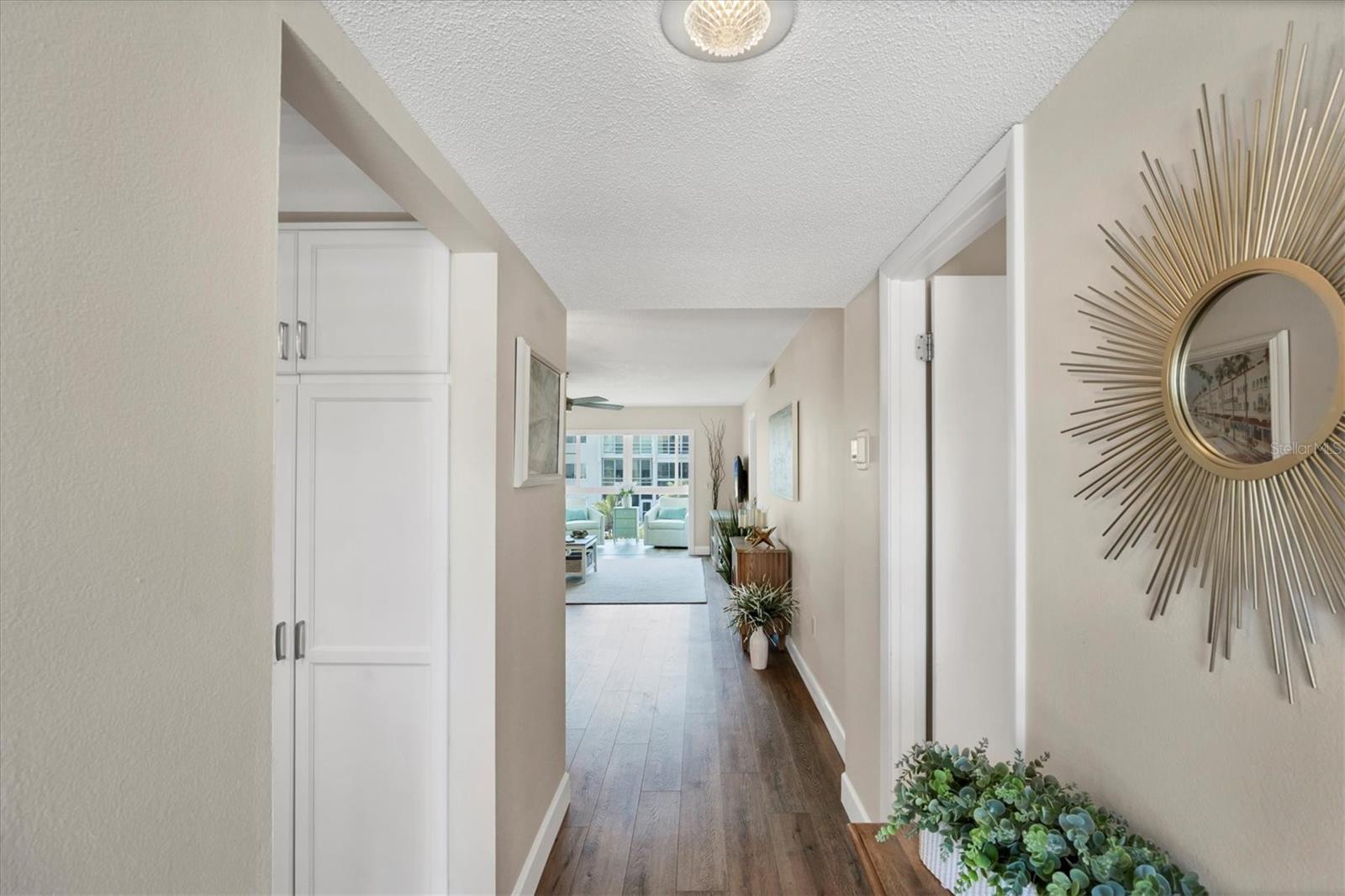 4th image of 210 Santa Maria St, Venice, FL 34285