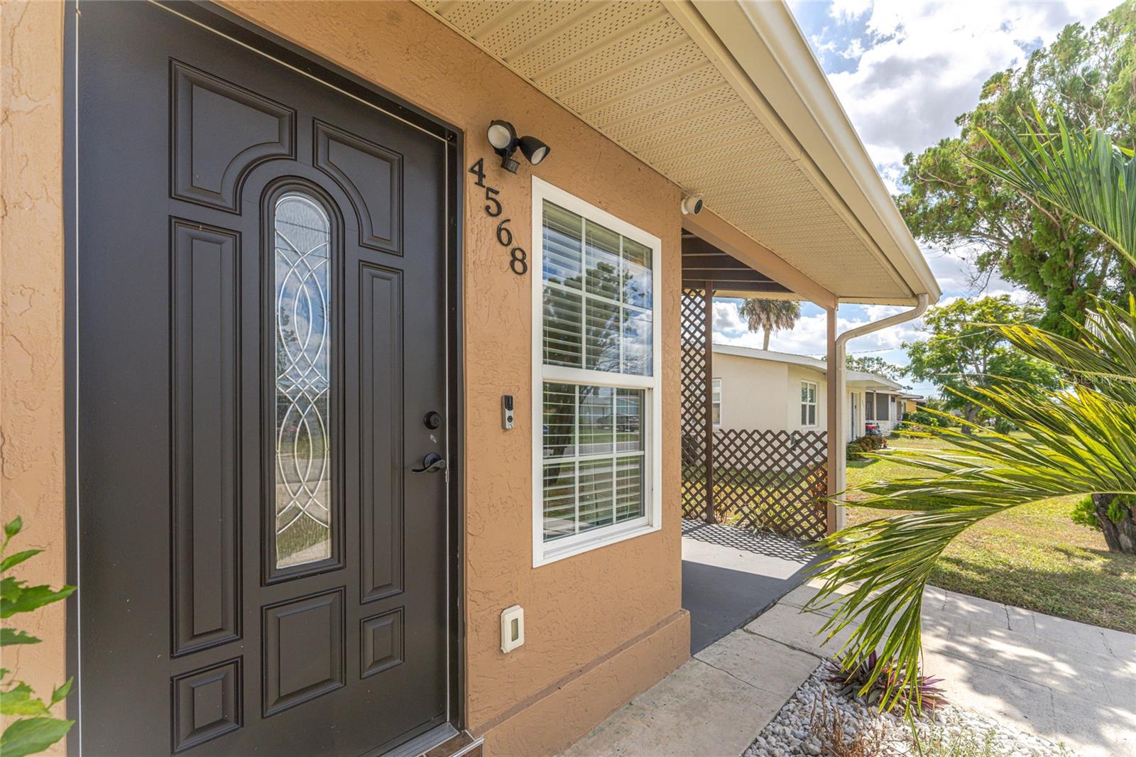 3rd image of 4568 Grobe St, North Port, FL 34287 | MLS# N6145442