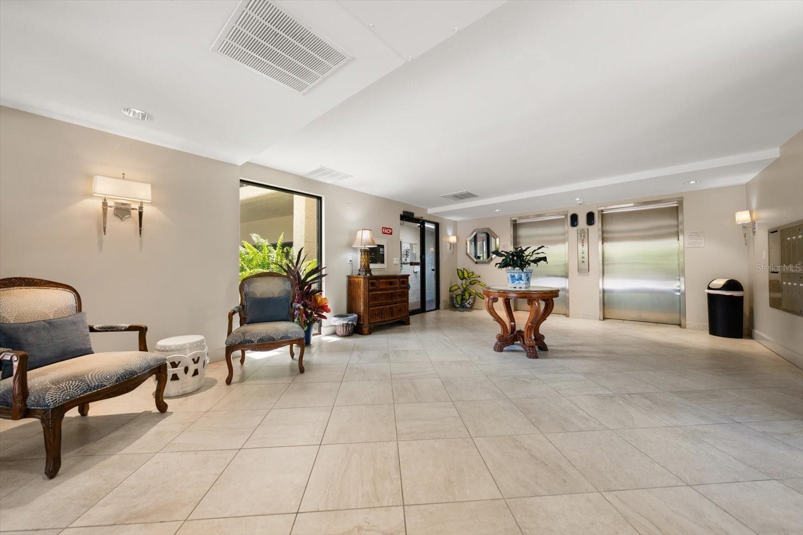 2nd image of 55 Rogers St, CLEARWATER, FL 33756