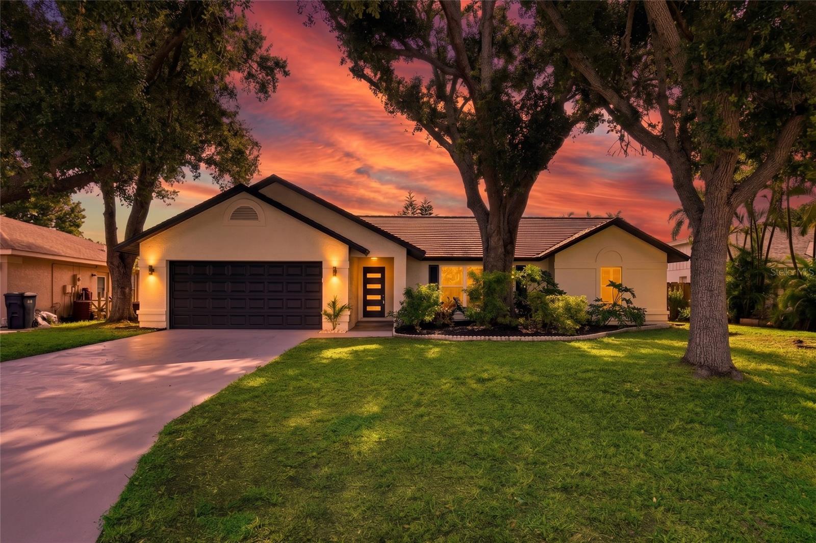 1st image of 6909 9th Ct E, Sarasota, FL 34243 | MLS# N6145444