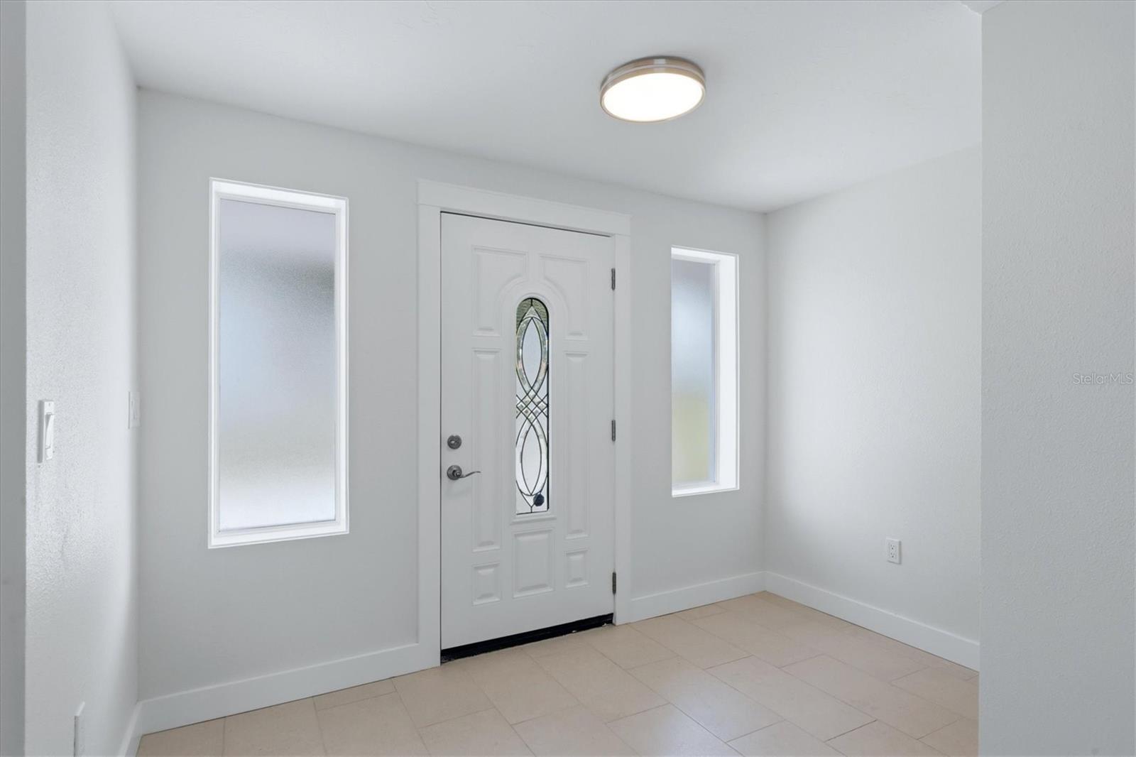 4th image of 286 Mount Vernon Dr, Venice, FL 34293 | MLS# D6148509