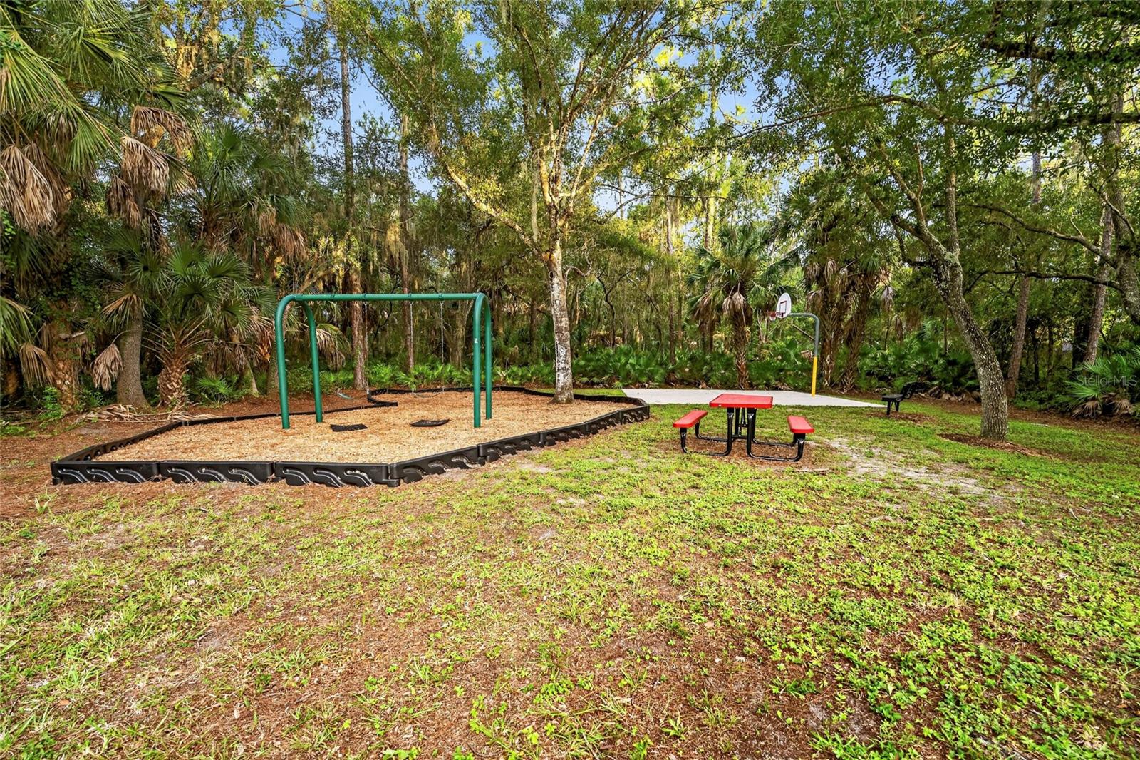 42nd image of 608 Woodview Wy, Bradenton, FL 34212 | MLS# A4703699