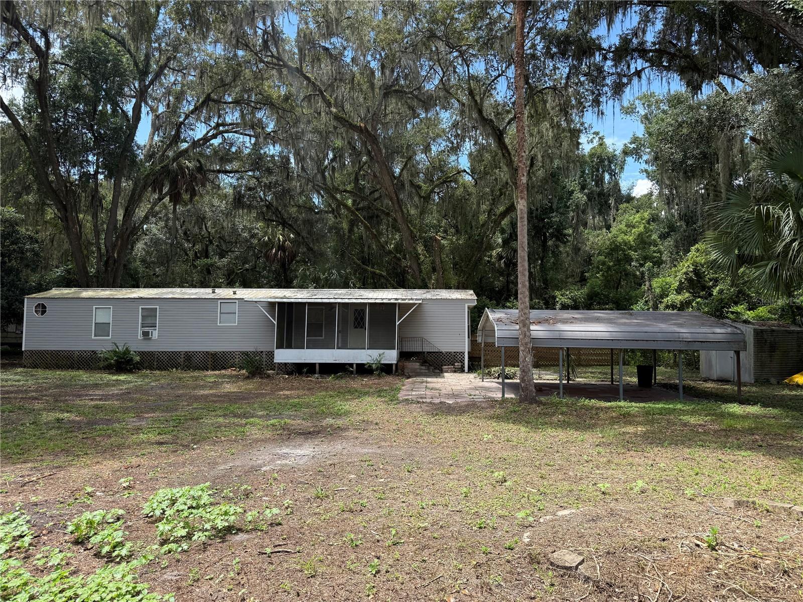 2nd image of 1604 County Road 434b, Lake Panasoffkee, FL 33538 | MLS# G5116784