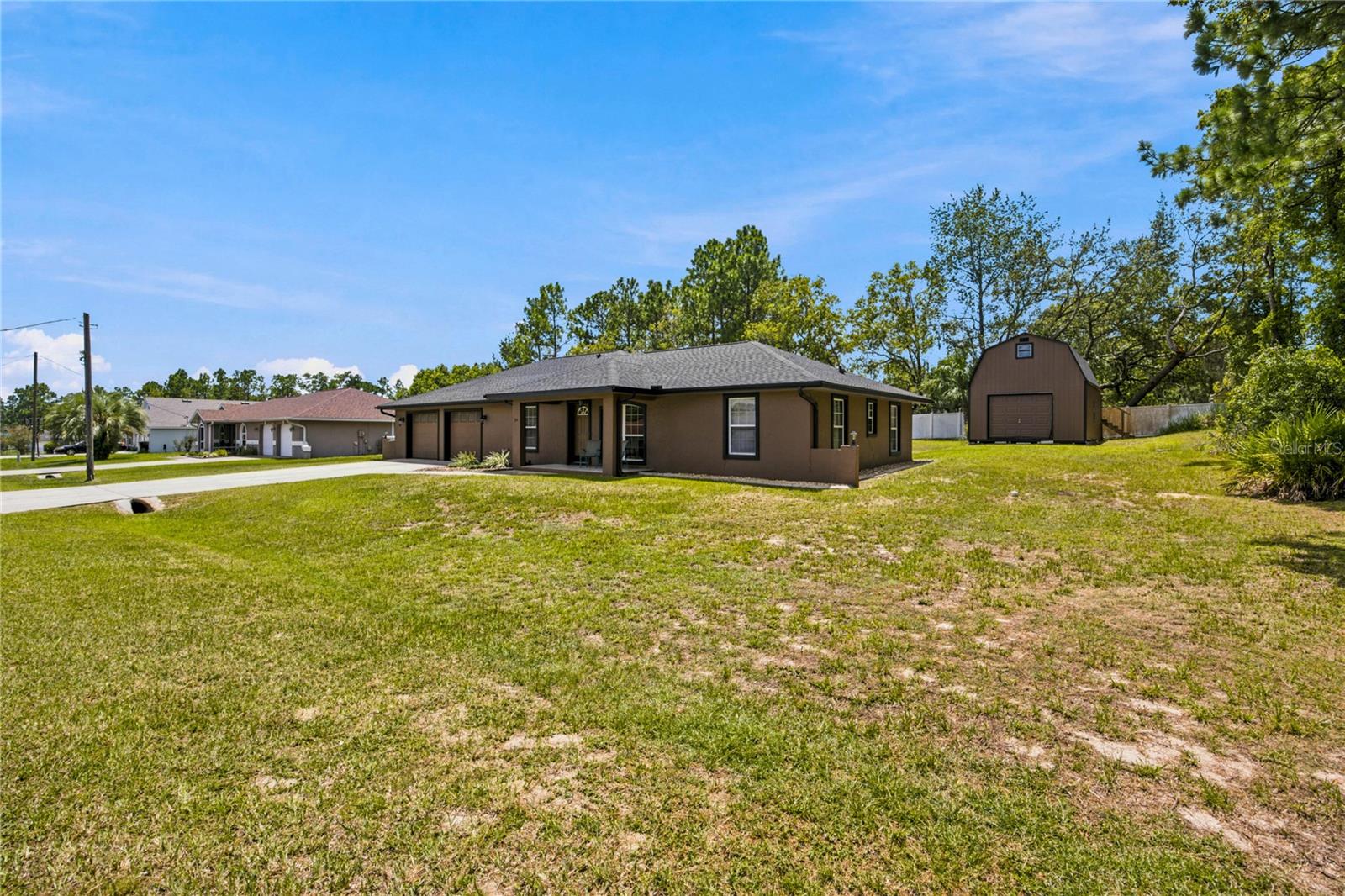 4th image of 24 Fir Trail Pass, Ocala, FL 34472 | MLS# O6435675