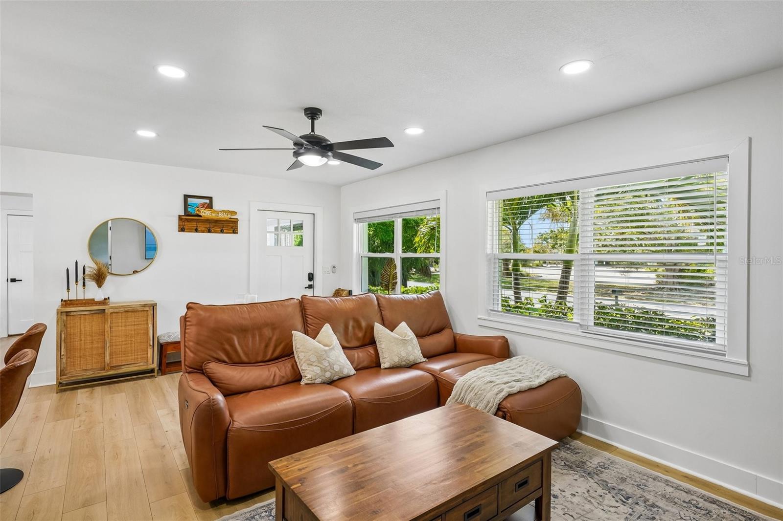 4th image of 10791 Temple Ter, Seminole, FL 33772 | MLS# TB8541335