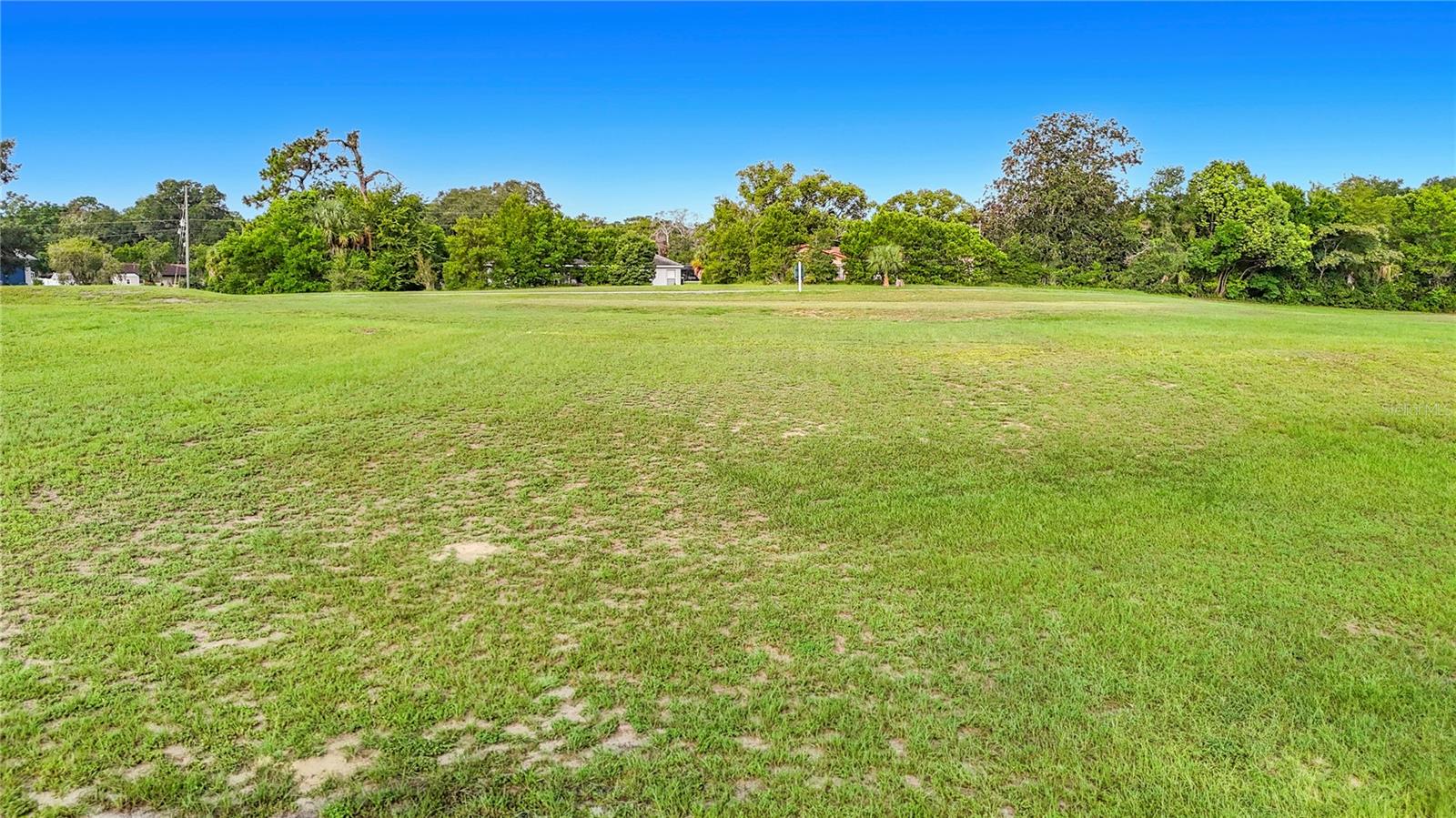 2nd image of 5401 Boxtree Ct, Dade City, FL 33523 | MLS# TB8541347