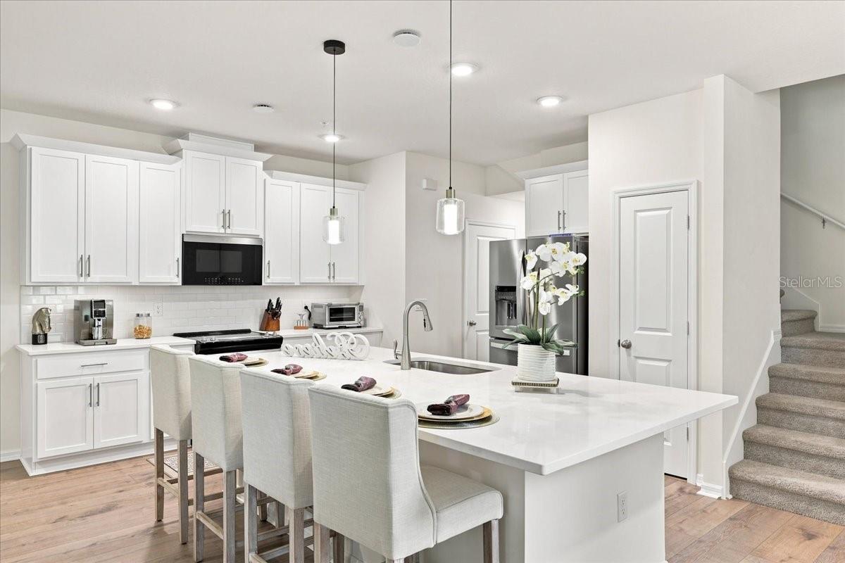 5th image of 590 Southern Edge Wy, Sanford, FL 32771 | MLS# O6435710