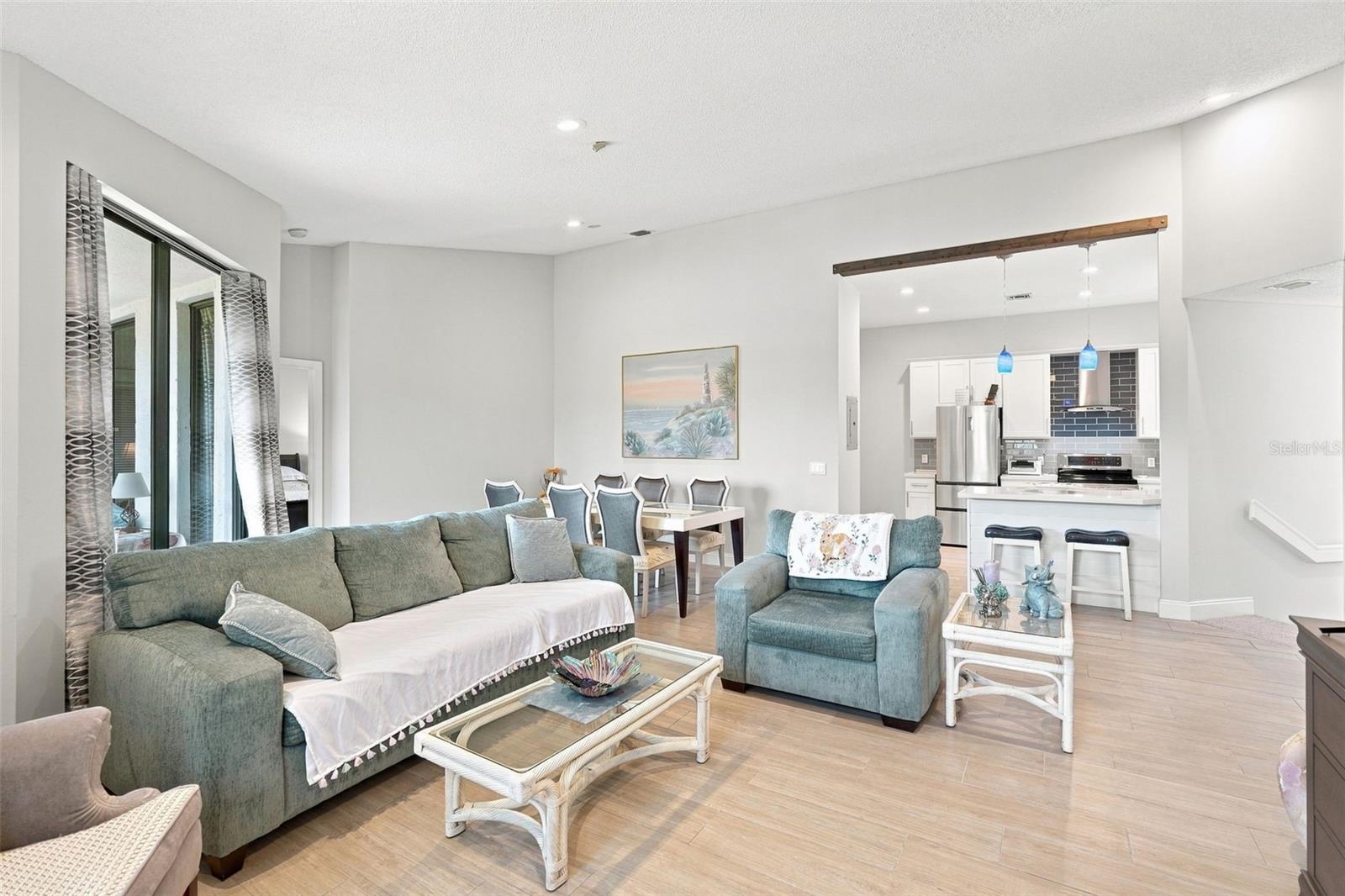 4th image of 5196 Europa Dr #F, Boynton Beach, FL 33437 | MLS# O6435740