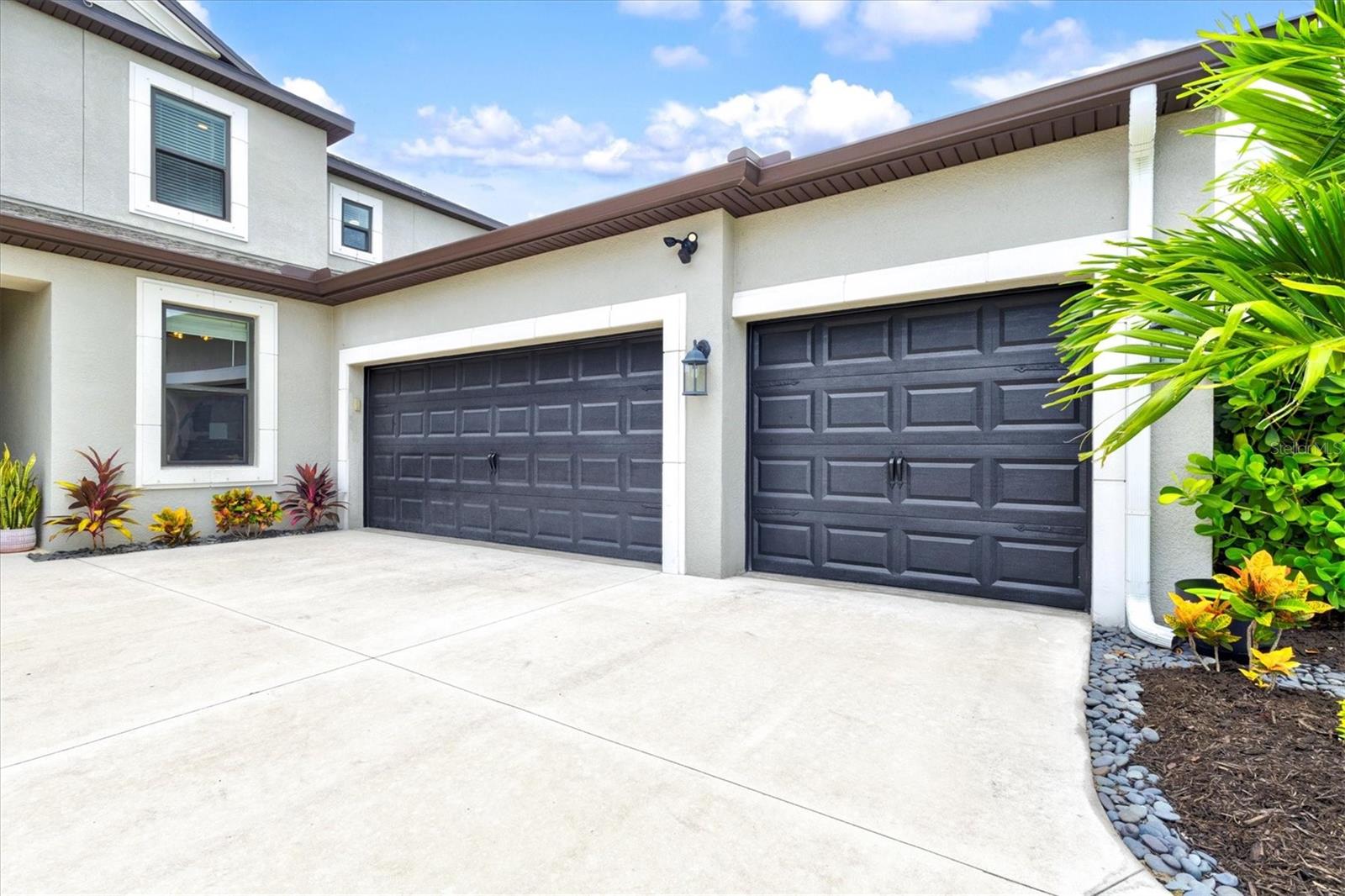 2nd image of 9297 Tequila Sunrise Dr, Sarasota, FL 34241 | MLS# A4703754