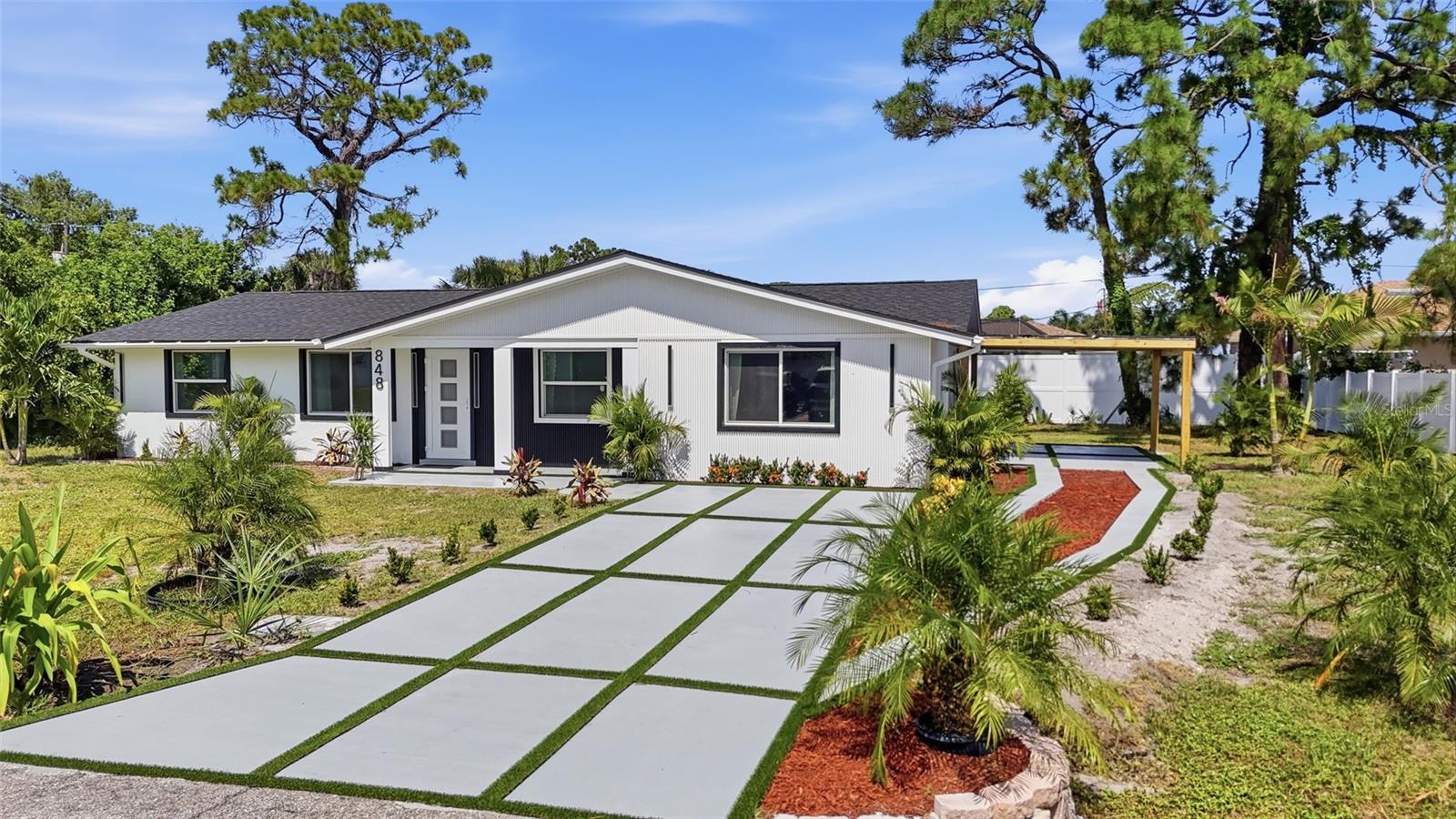 3rd image of 848 Olympia Rd, Venice, FL 34293 | MLS# TB8541408