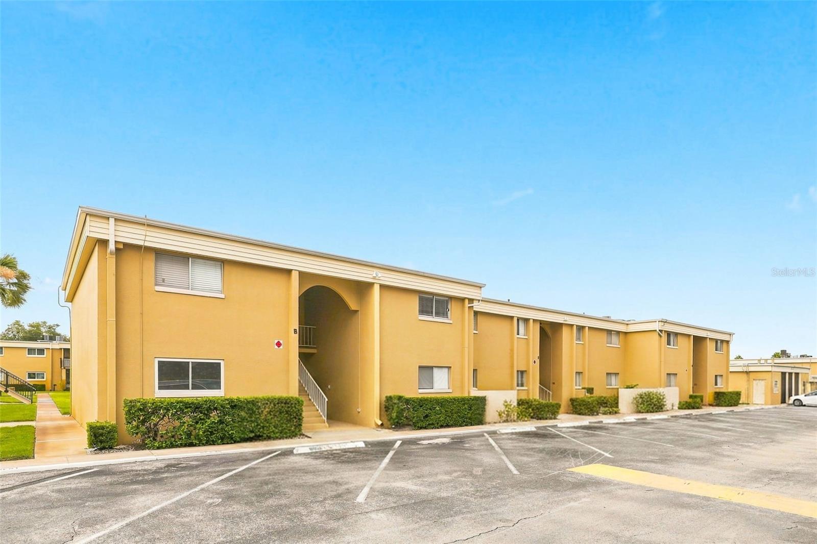 2nd image of 1000 Lake Of The Woods Blvd #B202, Fern Park, FL 32730 | MLS# TB8541419