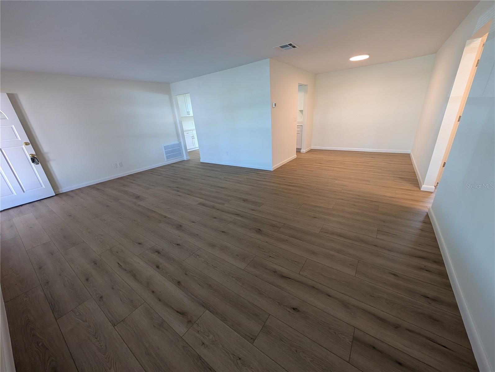 3rd image of 14119 88Th Ave, Seminole, FL 33776 | MLS# TB8541439
