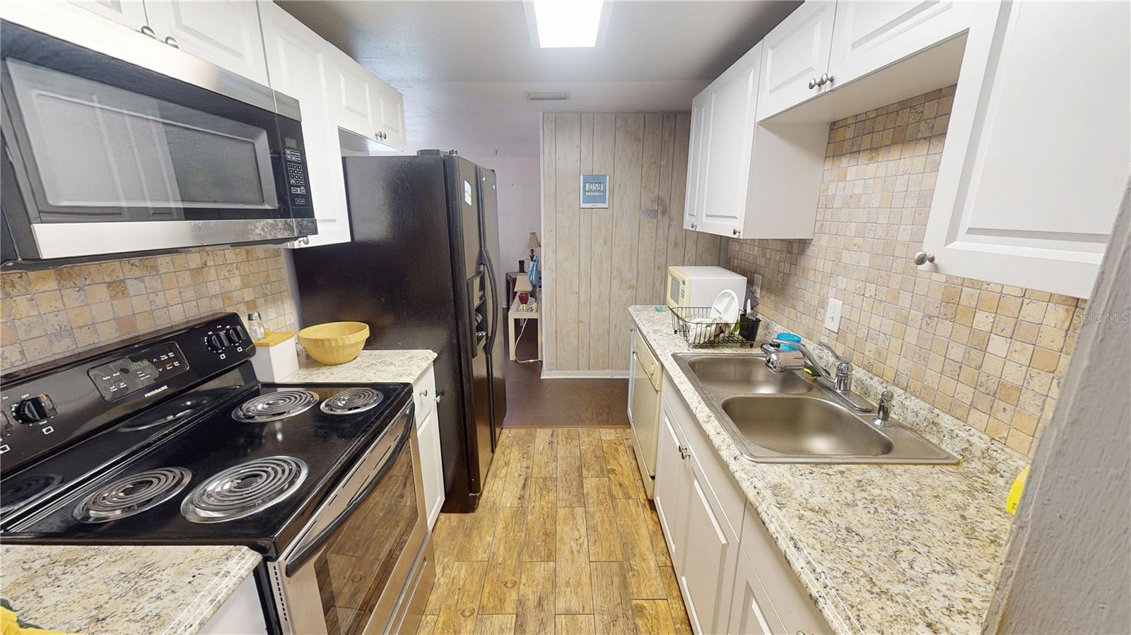 5th image of 1721 W North B St, Tampa, FL 33606 | MLS# TB8541442