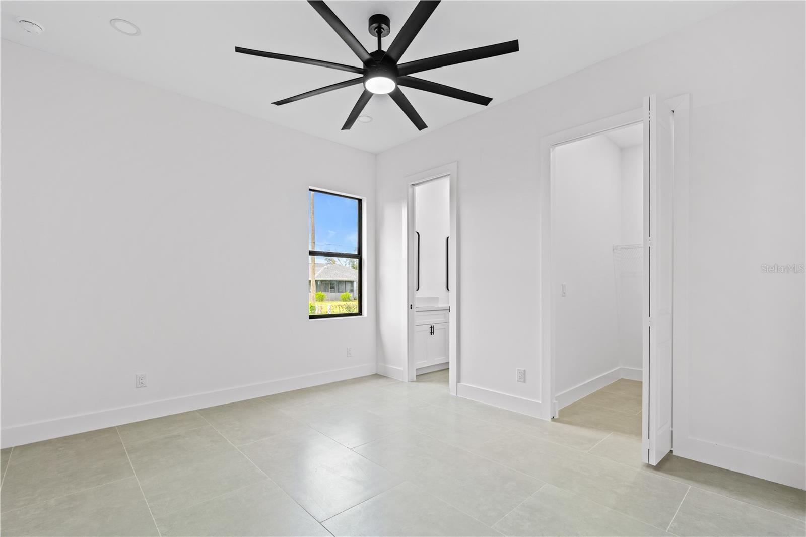 3rd image of 21492 Dollard Ave, Port Charlotte, FL 33954 | MLS# O6435803