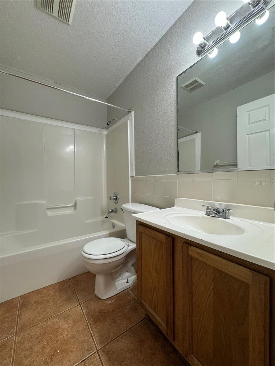 38th image of 1216 Fairway Dr, Lakeland, FL 33801 | MLS# L4964496