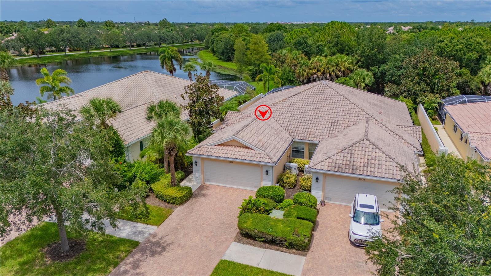 3rd image of 8012 Camminare Dr, Sarasota, FL 34238 | MLS# A4703777