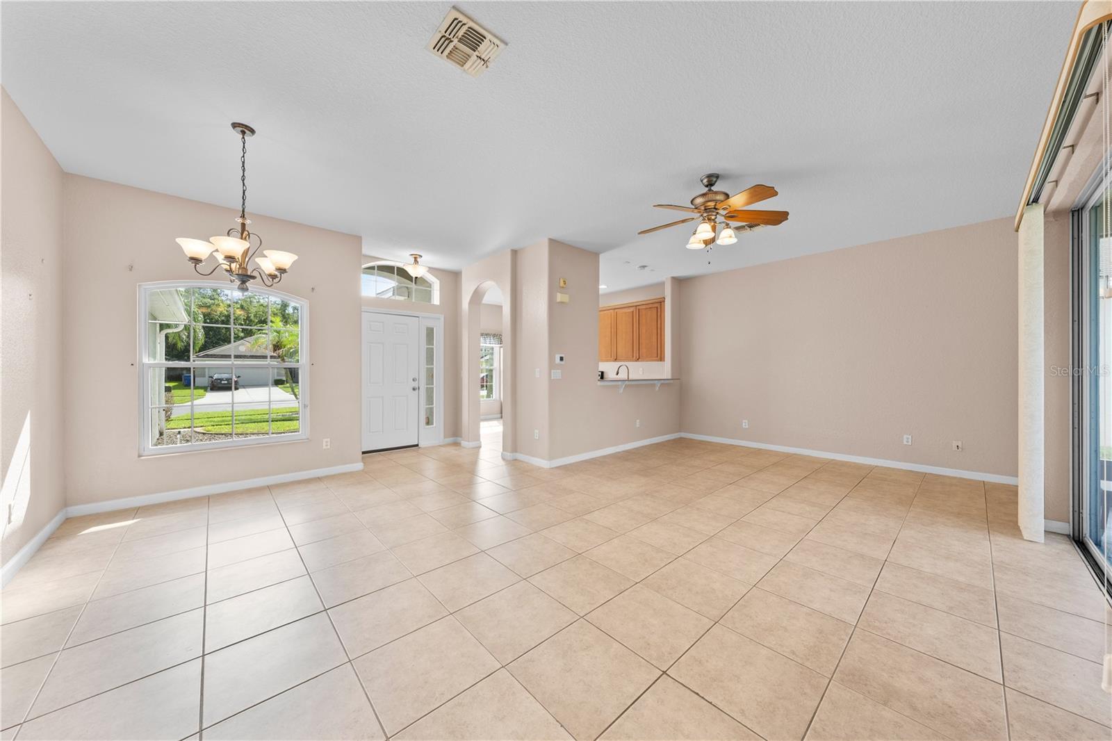 4th image of 2975 White Cedar Cir, Kissimmee, FL 34741 | MLS# S5156119