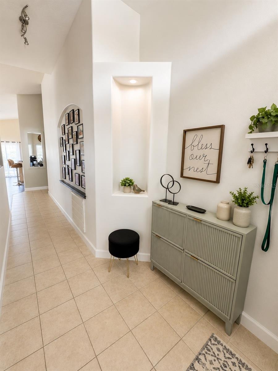 2nd image of 631 Old Bridge Cir, Davenport, FL 33897 | MLS# O6435863